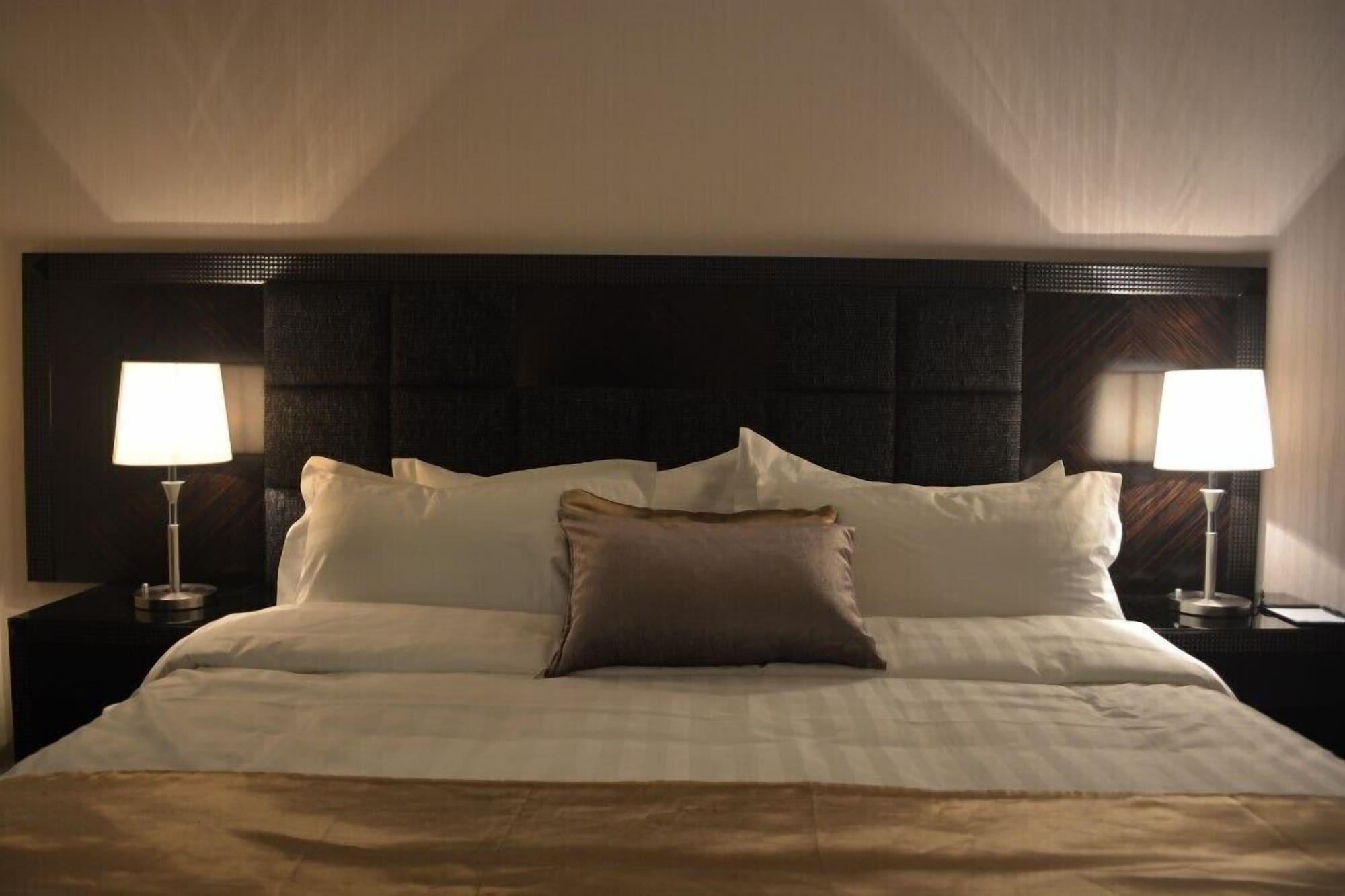 Tilal Almadina Hotel & Suites Amman Exterior photo